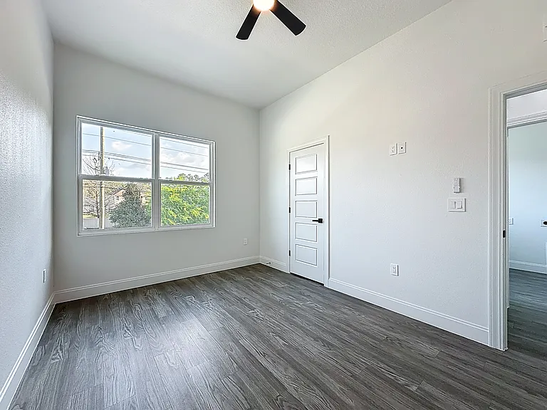 8912 Hogan Rd — Photo 36