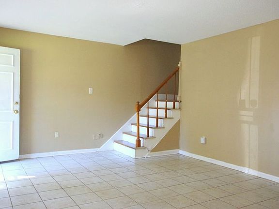 4th image of 3763 Firethorne Dr #0
