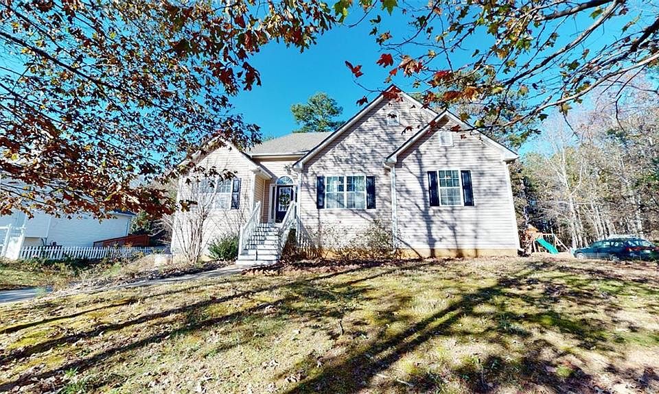 1st image of 576 Greenwood Park Way