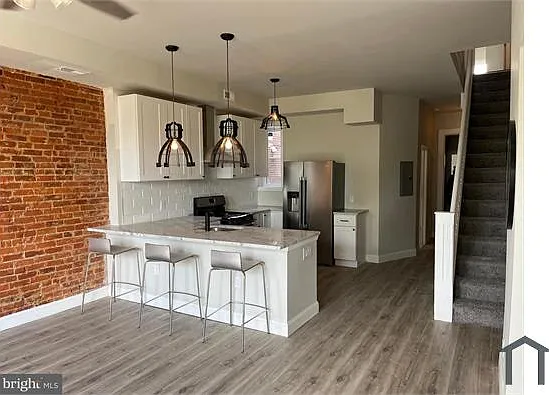 4 bed, 1500 sqft, $2,400 — Photo 4