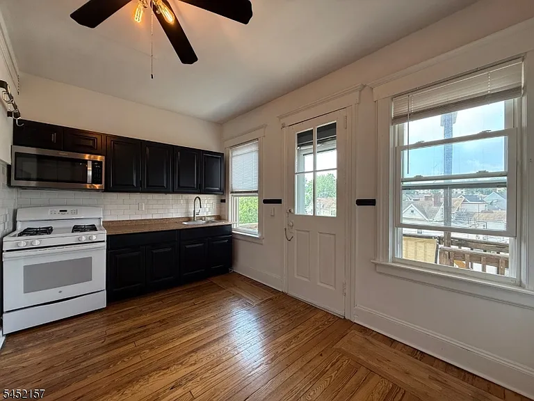 123-B Morris St #B — Photo 9