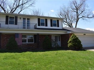 2268 Berrycreek Dr, Dayton, OH 45440