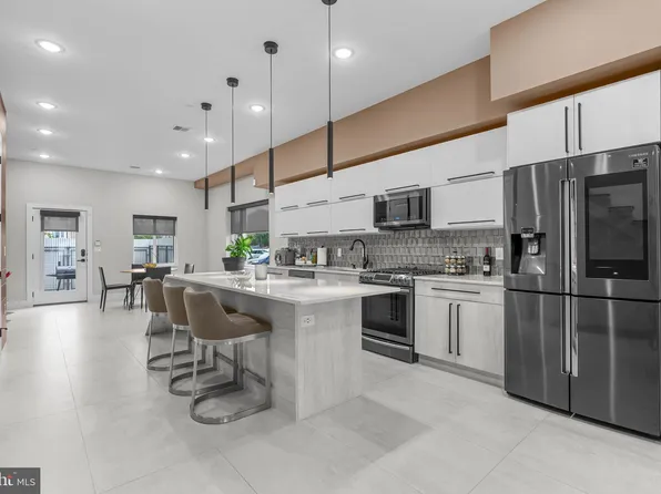 139 W Jefferson St, Philadelphia, PA 19122