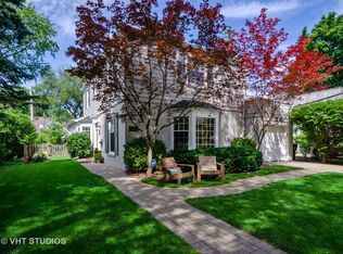 2008 Bennett Ave, Evanston, IL 60201