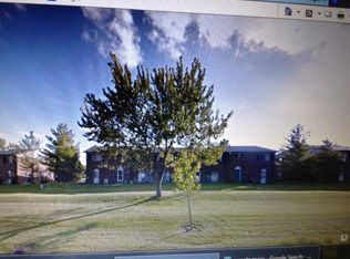 14152 Park St, Gibraltar, MI 48173