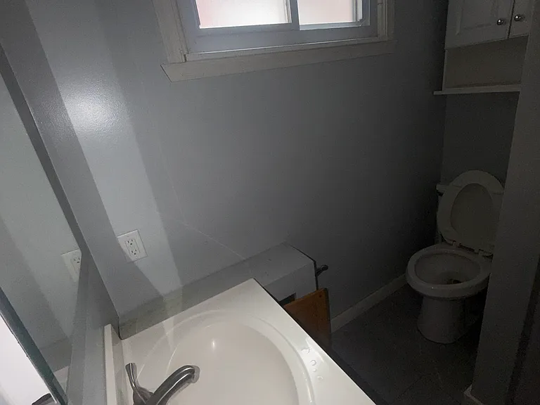 1717 Sanderson Ave — Photo 9
