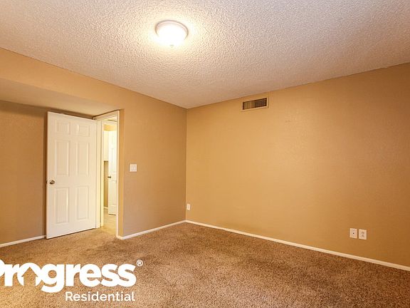 5th image of 7434 W Cameron Dr
