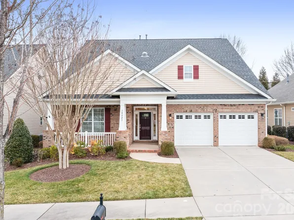 18421 Neville Ave, Cornelius, NC 28031