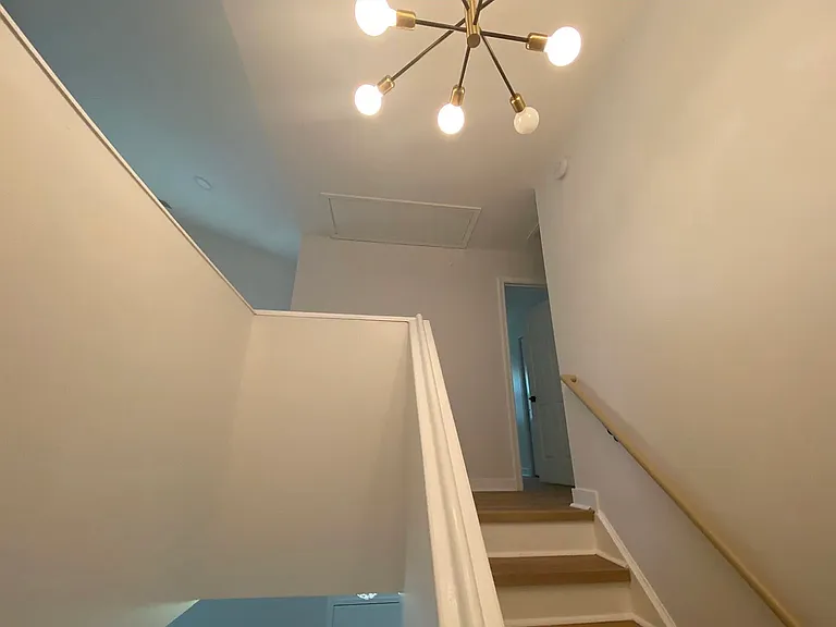 977 Water Oak Ct — Photo 13