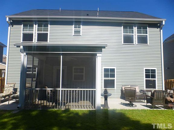 3rd image of 285 Marsh Creek Dr