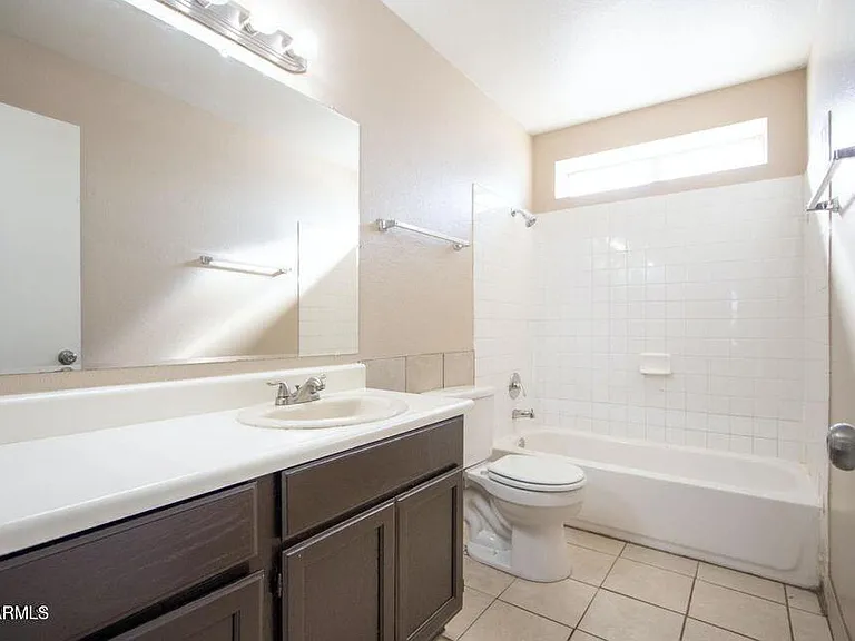 3840 N 43rd Ave #9 — Photo 6