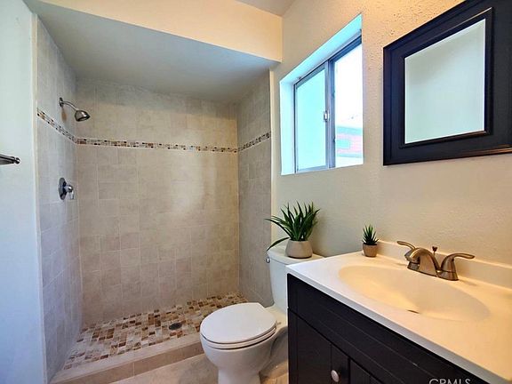 5th image of 5625 Sumner Way Unit 208