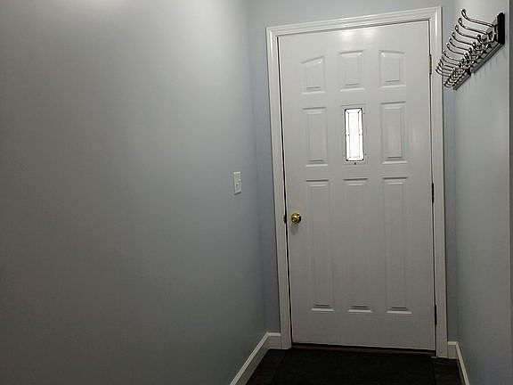 3rd image of 32806 Winther St