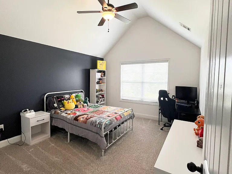 230 Misty Valley Ln — Photo 23