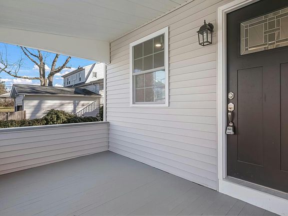 5th image of 309 Westmont Ave