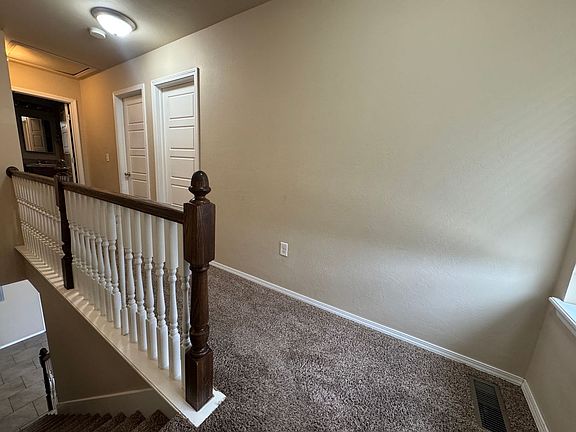 5th image of 1305 SW Washington Ave APT 3