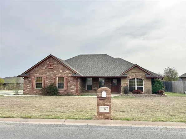 16 NE Summerwood Dr, Elgin, OK 73538
