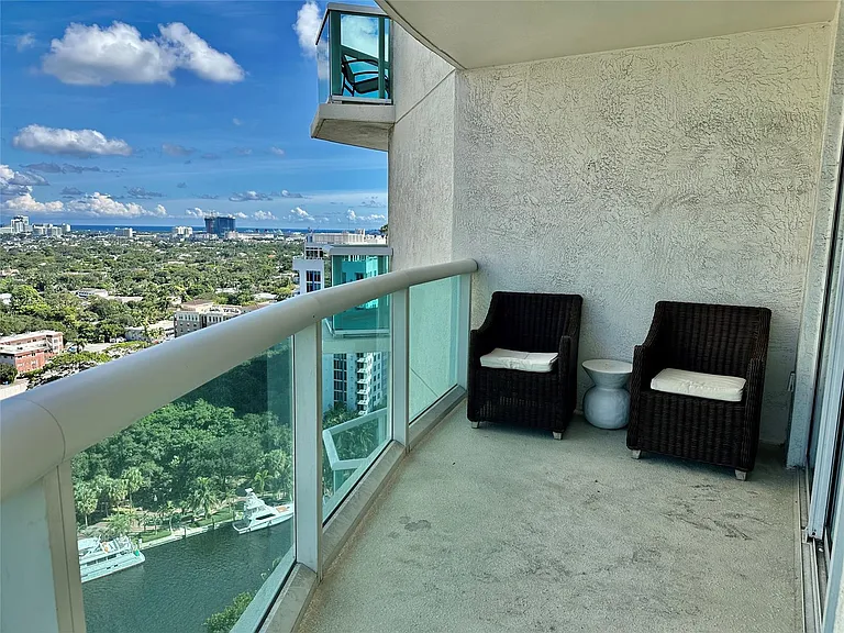 347 N New River Dr E #2309 — Photo 5