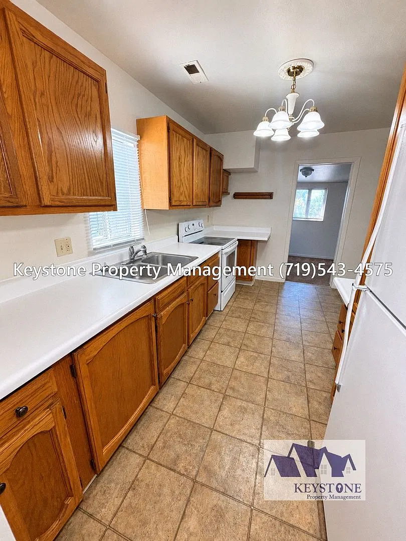 $475 Off 1st Month & Application Fee Reimbursed! 2nd Floor Apartment With Interior Entrance - $95... — Photo 3
