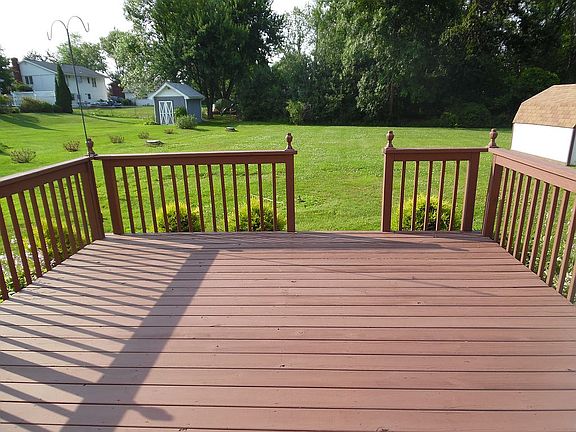 5th image of 44 Timber Dr