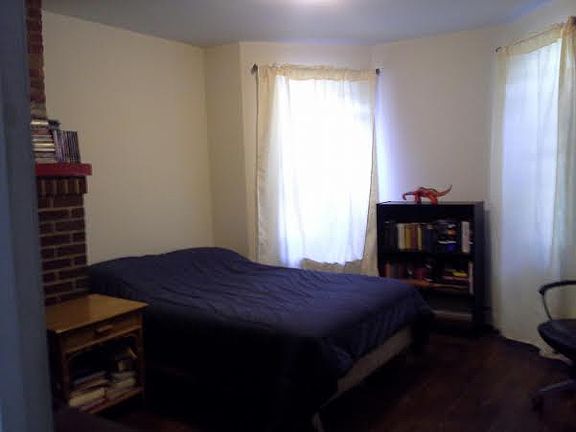 2nd image of 594 Bainbridge St