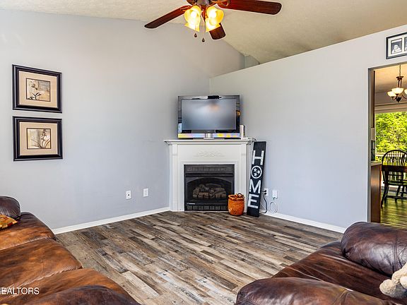2nd image of 7505 Kilbridge Dr