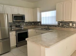 5031 SW 135th Ave #A, Hollywood, FL 33027