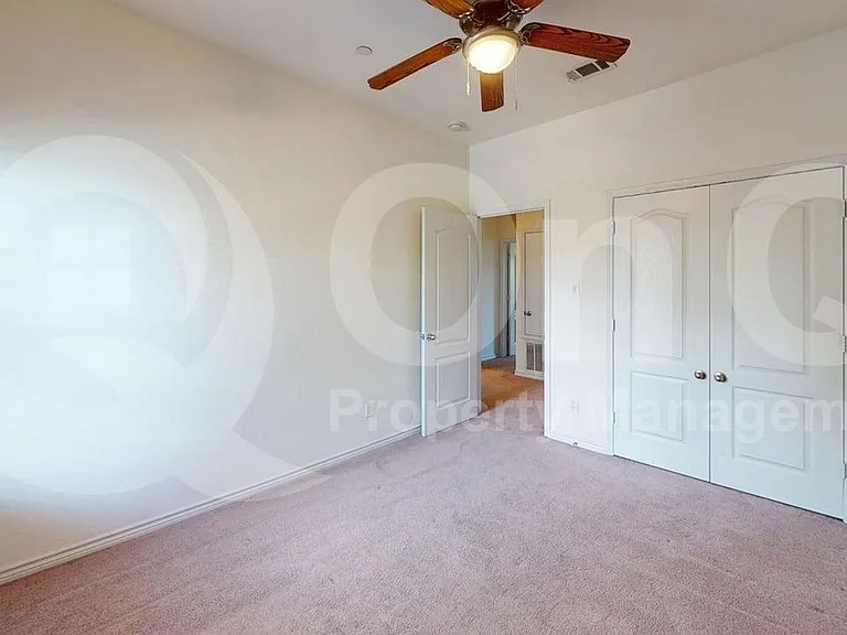 5912 Clearwater Dr — Photo 22