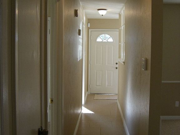 View of enrty  and hall