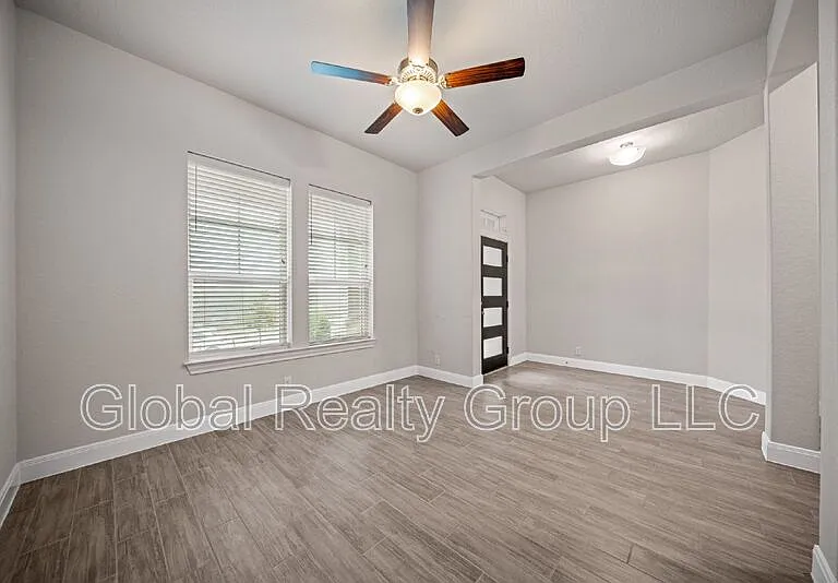 11518 Hollering Pass — Photo 19