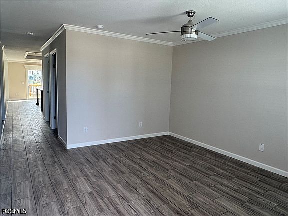 3rd image of 126 Raintree Ln