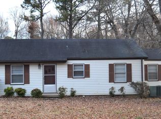 2124 Sanders Rd, Clarksville, TN 37043