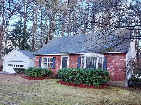 17 Courtland Drive, Merrimack, NH 03054