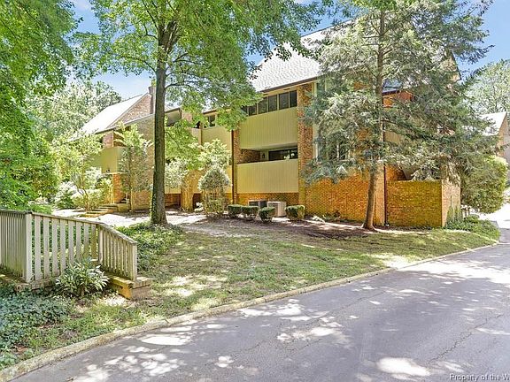 3rd image of 376 Merrimac Trl APT 312