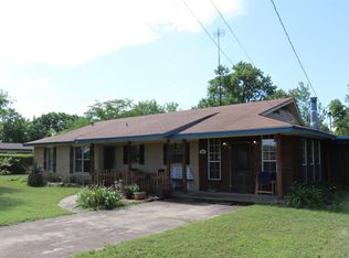 509 Main St, Bridgeport, TX 76426