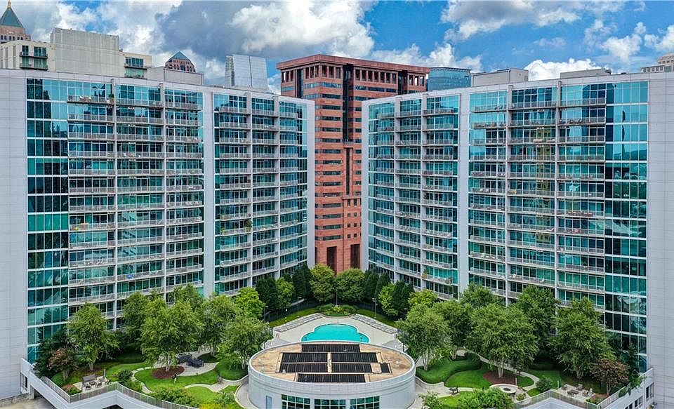 1st image of 44 Peachtree Pl NW Unit 1429