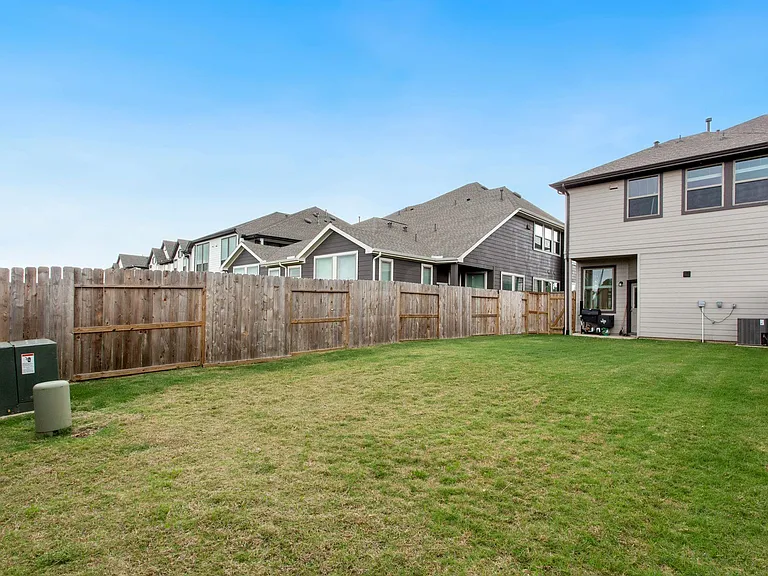 1531 Rustling Creek Dr — Photo 22