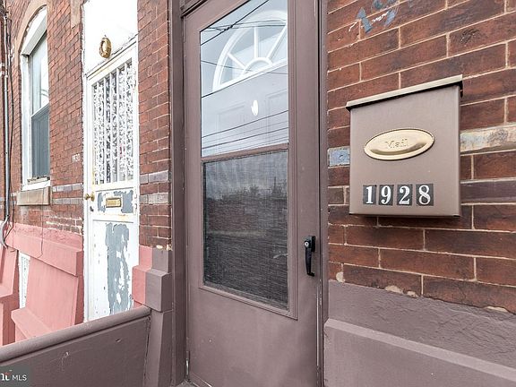 4th image of 1928 E Lehigh Ave