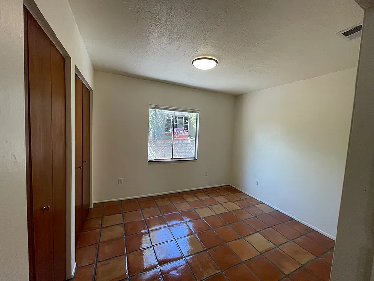 318 N Fremont Ave — Photo 15