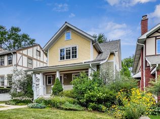 1746 Washington Ave, Wilmette, IL