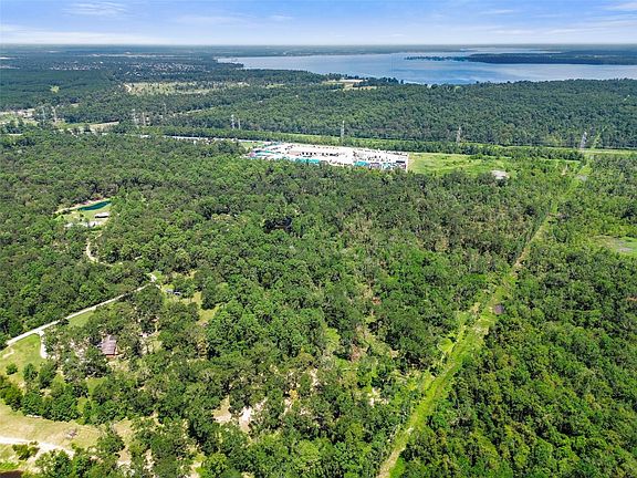 2nd image of 12210 Aqueduct Rd