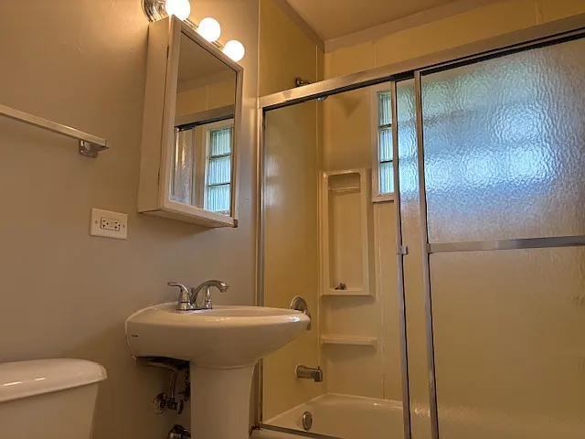 1301 W Glen Flora Ave #1301 — Photo 4