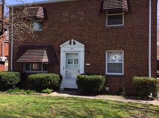 251 E 200th St, Euclid, OH