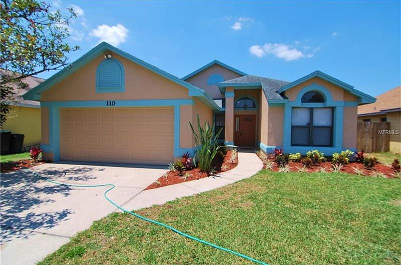 1st image of 110 River Isle Dr