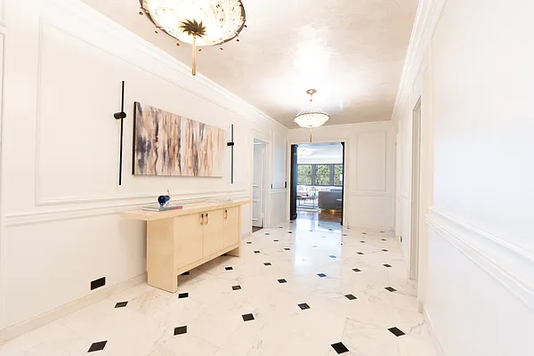 Sold by Douglas Elliman | media 24