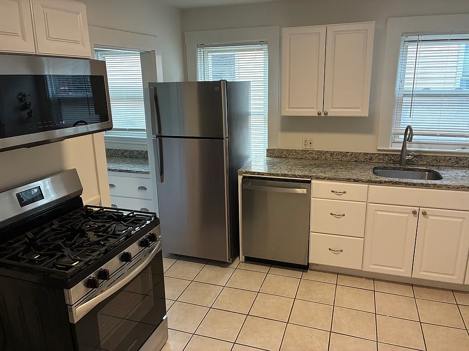 177 Boston Ave #2