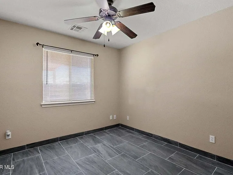 804 Desert Cactus Dr — Photo 19