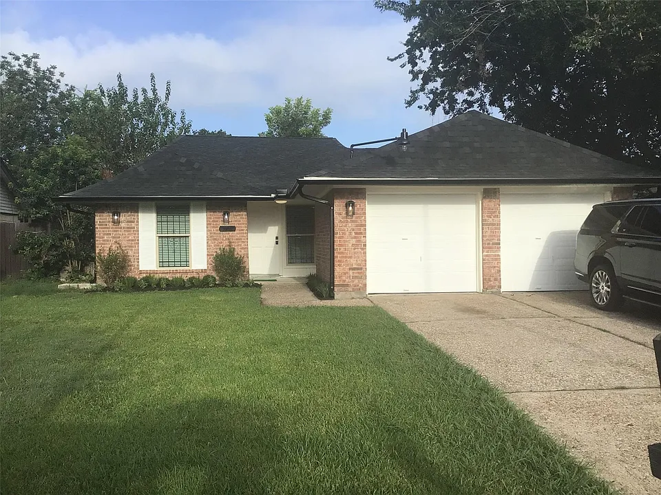 10531 Tilbrook Dr