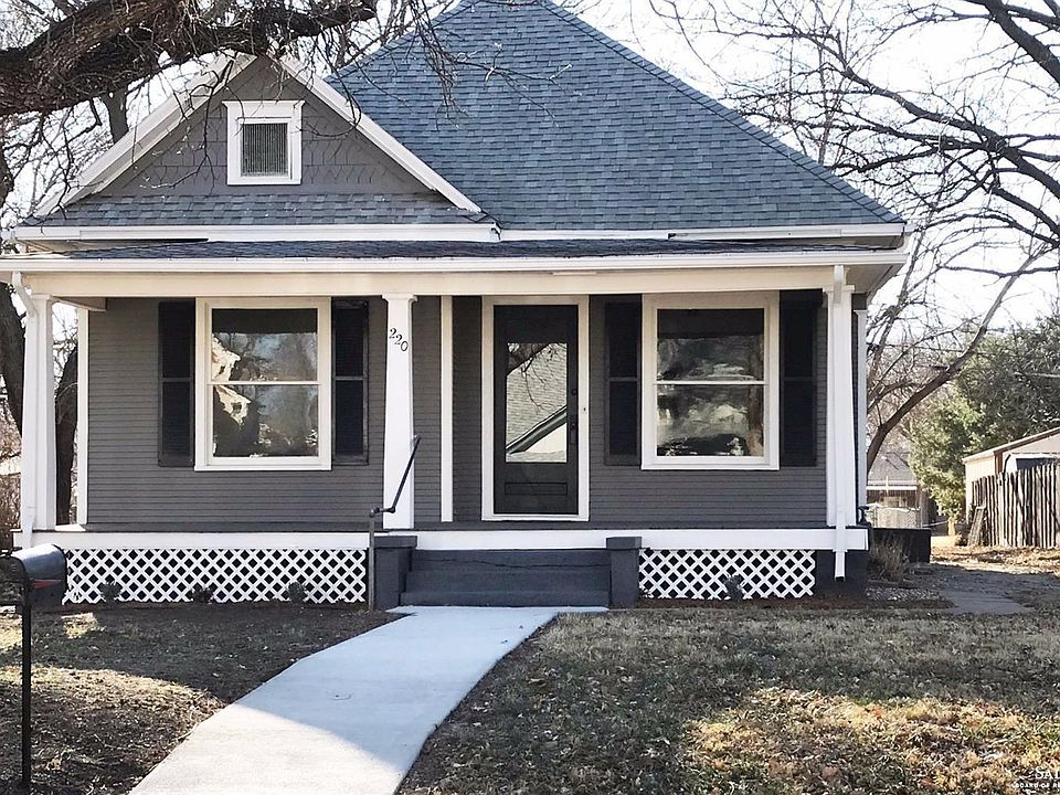 1st image of 220 E Minneapolis Ave