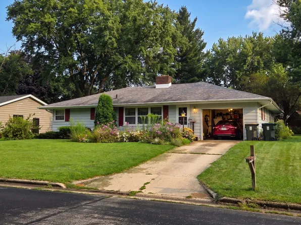 419 W Elm St, Sun Prairie, WI 53590